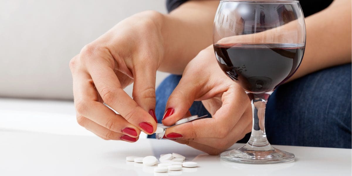 Prozac and Alcohol Can I Drink While on Antidepressants? Port St. Lucie Hospital, Inc